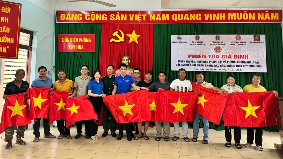 “Phiên tòa giả định” tuyên truyền pháp luật về chống khai thác IUU “Phiên tòa giả định” tuyên truyền pháp luật về chống khai thác IUU