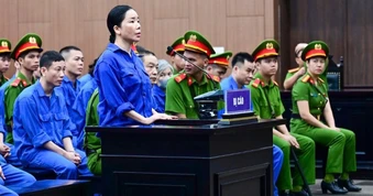 "Chạy" bệnh án tâm thần cho chồng, vợ DJ Thái Hoàng bị đề nghị đến 3 năm tù