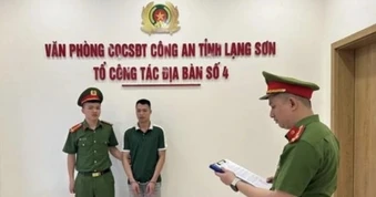 "Giải quyết" mâu thuẫn, 5 đối tượng gây náo loạn quán karaoke