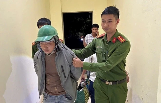 "Siêu đạo chích" chuyên đột nhập nhà dân trộm vàng "Siêu đạo chích" chuyên đột nhập nhà dân trộm vàng
