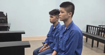 "Thông chốt" tông trọng thương CSCĐ dịp A80, 2 thanh niên lĩnh 15 năm tù