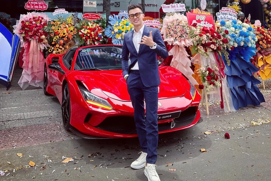 "Trùm buôn siêu xe" Phan Công Khanh cùng đồng phạm chuẩn bị hầu tòa "Trùm buôn siêu xe" Phan Công Khanh cùng đồng phạm chuẩn bị hầu tòa