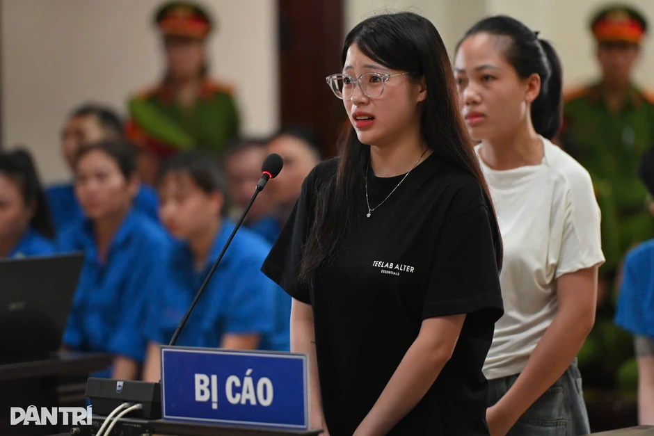 "Trùm" ma túy Bùi Đình Khánh bị tuyên phạt tử hình "Trùm" ma túy Bùi Đình Khánh bị tuyên phạt tử hình