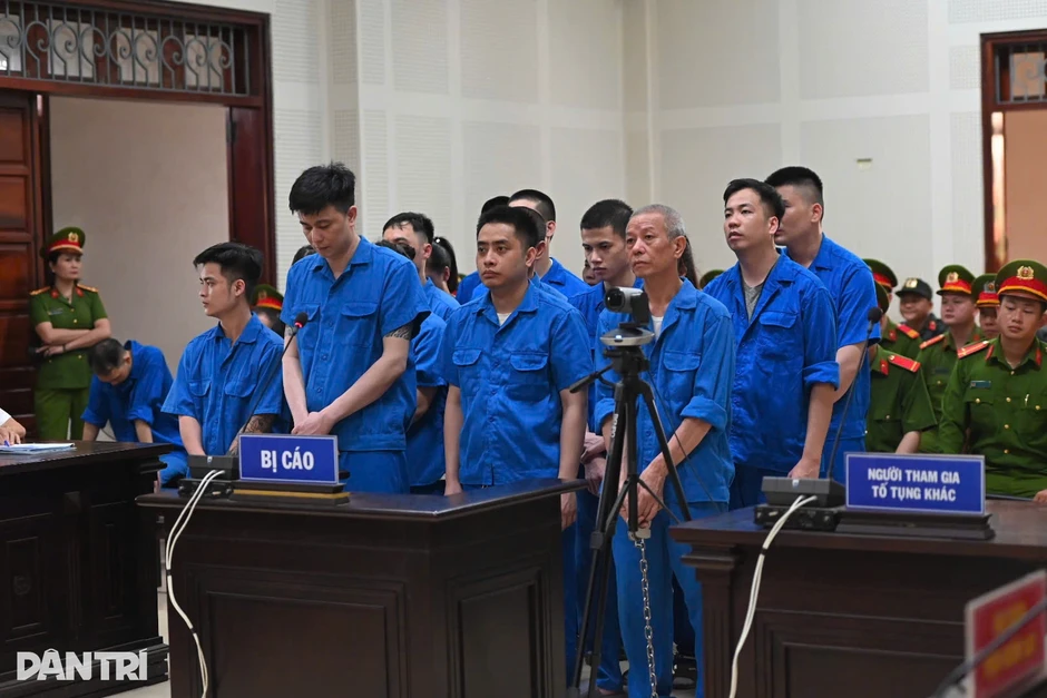 "Trùm" ma túy Bùi Đình Khánh bị tuyên phạt tử hình "Trùm" ma túy Bùi Đình Khánh bị tuyên phạt tử hình