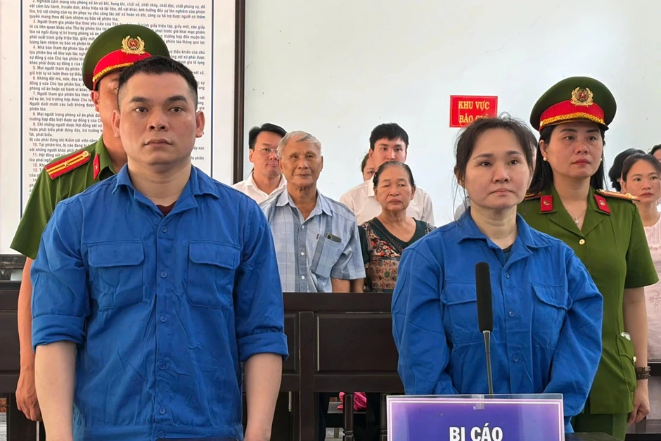 "Vợ chồng hờ” tự vẽ bản đồ phân lô đất, chiếm đoạt hơn 5,7 tỷ đồng "Vợ chồng hờ” tự vẽ bản đồ phân lô đất, chiếm đoạt hơn 5,7 tỷ đồng