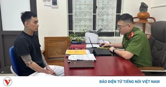 “Sơn điên” bất ngờ ra đầu thú, còn 3 đối tượng lẩn trốn