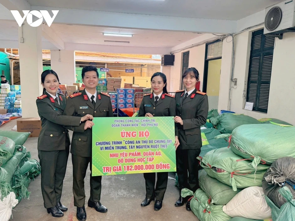 15 năm gắn bó công tác đoàn: Ngọn lửa nhiệt huyết của cán bộ công an tiêu biểu 15 năm gắn bó công tác đoàn: Ngọn lửa nhiệt huyết của cán bộ công an tiêu biểu