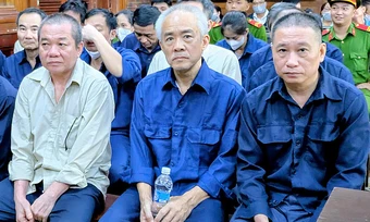 16.000 người có chứng chỉ đào tạo lái xe 'lụi' sẽ phải học bổ sung