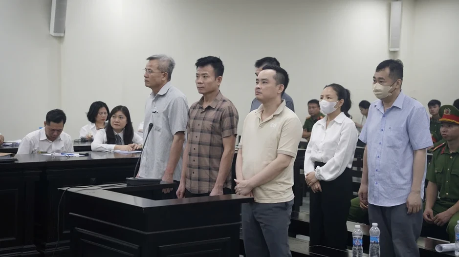 2 cựu giám đốc Xí nghiệp hầu tòa với cáo buộc tham ô tài sản 2 cựu giám đốc Xí nghiệp hầu tòa với cáo buộc tham ô tài sản