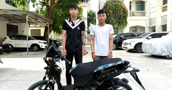 2 kẻ mang tiền án tiếp tục 10 lần phá kính ô tô để trộm tài sản