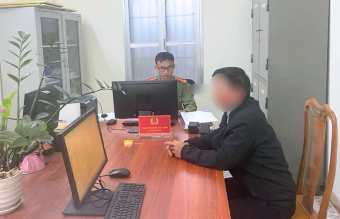 2 người bị xử phạt vì đăng tải thông tin sai sự thật về bầu cử 2 người bị xử phạt vì đăng tải thông tin sai sự thật về bầu cử