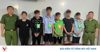 2 nhóm thanh thiếu niên dùng súng giải quyết mâu thuẫn trên mạng