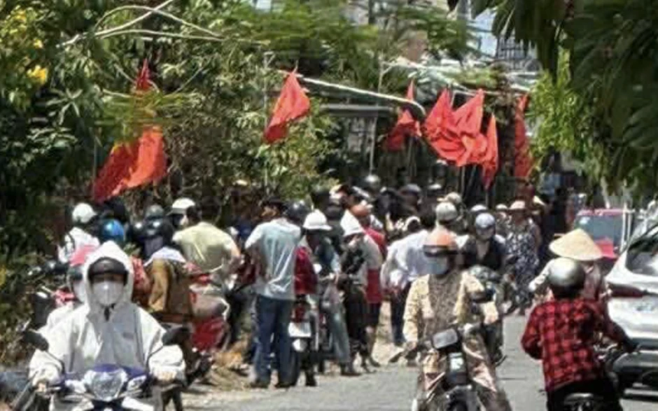 3 người trong một gia đình bị sát hại, nghi do mâu thuẫn tình cảm, đang truy bắt nghi phạm 3 người trong một gia đình bị sát hại, nghi do mâu thuẫn tình cảm, đang truy bắt nghi phạm