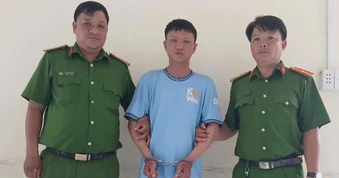 30 phút tóm kẻ cướp giật điện thoại ở TPHCM