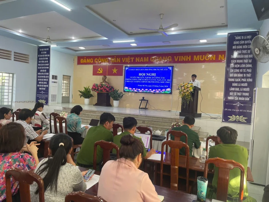 57 trưởng khu phố tại TP.HCM được cập nhật quy định mới và kỹ năng PCCC 57 trưởng khu phố tại TP.HCM được cập nhật quy định mới và kỹ năng PCCC