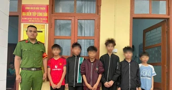 6 trẻ em liên quan vụ nhiều ô tô bị ném đá vỡ kính trên cao tốc