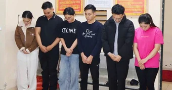 7 người giả danh bác sĩ, tiêm nước muối tăng kích thước dương vật cho khách