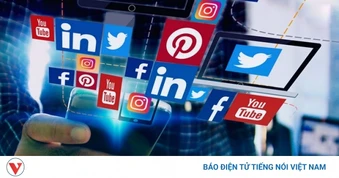 Ai trao “vương miện” cho giang hồ mạng?