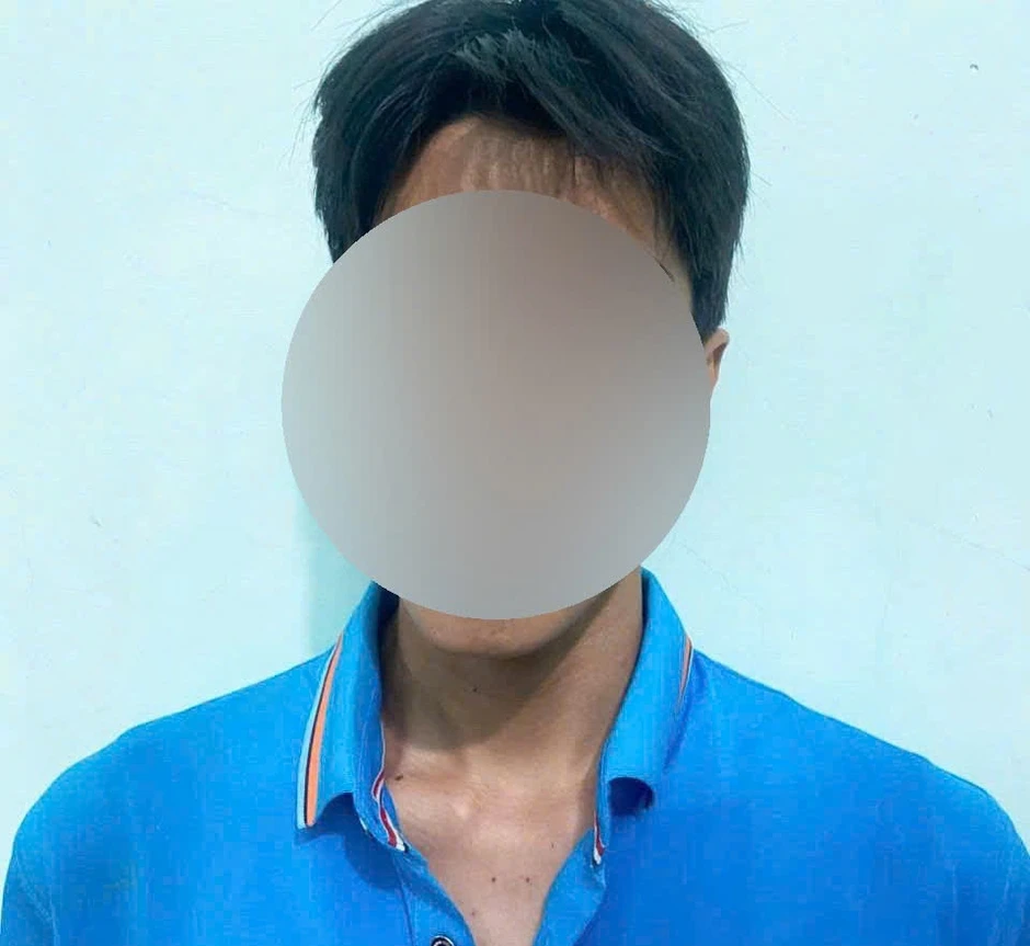 An Giang: Khuyên vợ không nghe, chồng lấy dao đâm rồi đến công an đầu thú An Giang: Khuyên vợ không nghe, chồng lấy dao đâm rồi đến công an đầu thú