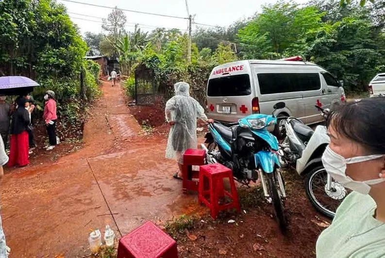 Án mạng 3 người tử vong ở Đồng Nai nghi do mâu thuẫn tình cảm Án mạng 3 người tử vong ở Đồng Nai nghi do mâu thuẫn tình cảm
