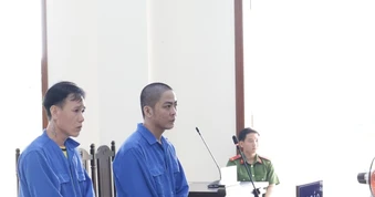 Án mạng từ chuyện cầm tay, ôm ngang hông bạn gái người khác