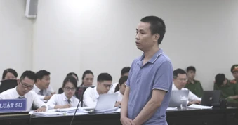 Ảnh xét xử 19 bị cáo sản xuất tiêu thụ 13 triệu sản phẩm sức khỏe giả, trốn thuế 55 tỷ đồng