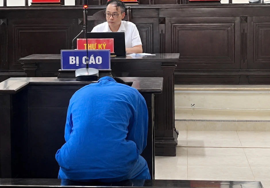 Ba lần hầu tòa vì sự bốc đồng ở tuổi mới lớn Ba lần hầu tòa vì sự bốc đồng ở tuổi mới lớn