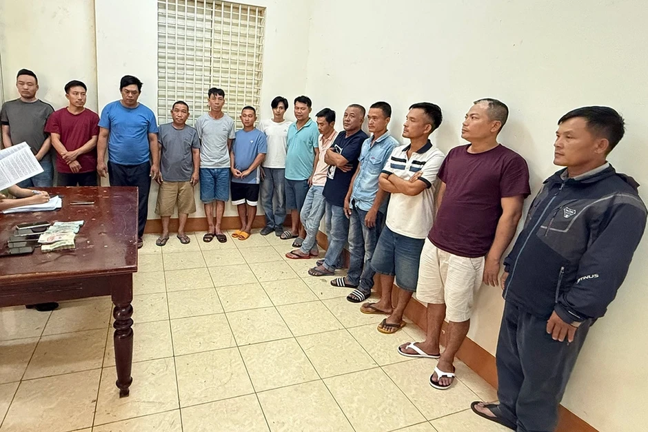 Ba người cầm đầu đường dây cá độ World Cup 200 tỷ đồng bị bắt