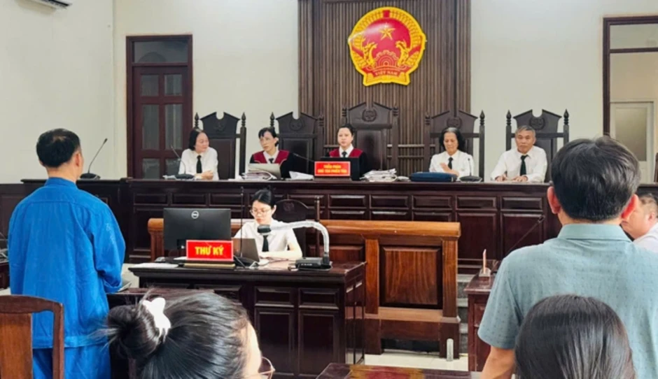 Bác sĩ chém đồng nghiệp vì 'bị nói xấu' Bác sĩ chém đồng nghiệp vì 'bị nói xấu'