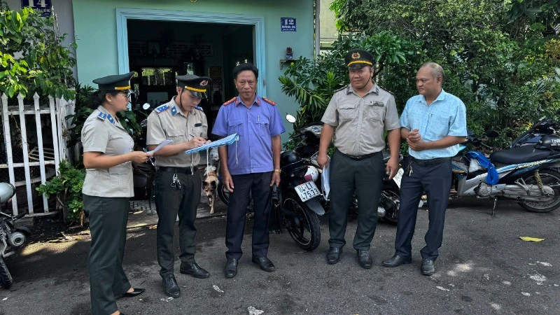 Bài 2: Biến áp lực thành động lực đổi mới Bài 2: Biến áp lực thành động lực đổi mới