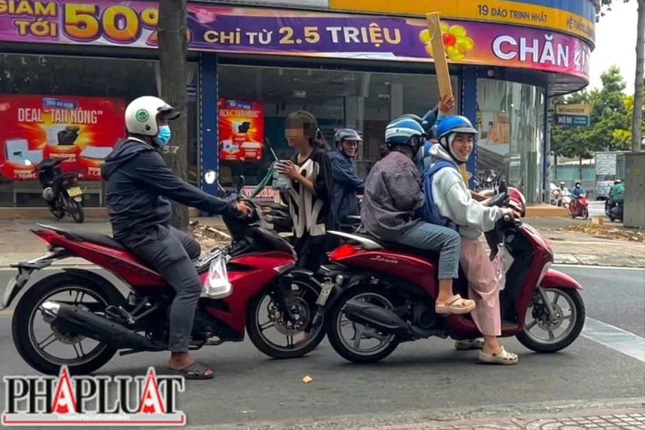 Bài 2: Hiểm nguy rình rập và nỗi lo tương lai Bài 2: Hiểm nguy rình rập và nỗi lo tương lai