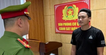 Bán ô tô rồi dùng chìa khóa dự phòng trộm xe về mang đi cầm cố