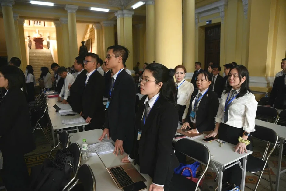 Bàn về chuyện giao cấp xã kiểm tra hành chính hoạt động luật sư