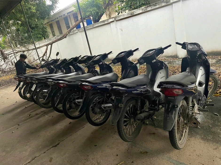Băng trộm xe máy sa lưới trước giờ tháo chạy Băng trộm xe máy sa lưới trước giờ tháo chạy