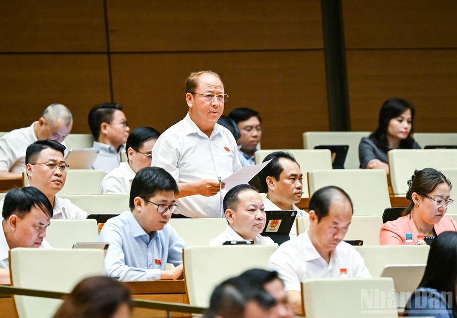 Bảo đảm sự nghiêm minh của pháp luật, khuyến khích đổi mới sáng tạo Bảo đảm sự nghiêm minh của pháp luật, khuyến khích đổi mới sáng tạo
