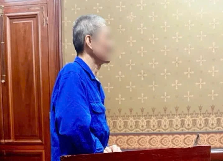 Bảo vệ trường học xâm hại hai bé gái, lãnh 23 năm tù Bảo vệ trường học xâm hại hai bé gái, lãnh 23 năm tù
