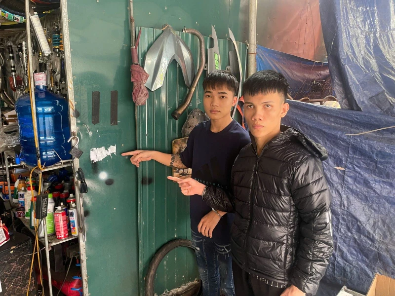 Bắt 2 đối tượng lừa đảo 86 người bằng thủ đoạn dán đè mã QR Bắt 2 đối tượng lừa đảo 86 người bằng thủ đoạn dán đè mã QR