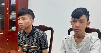 Bắt 2 đối tượng truy nã trốn sang Campuchia sau vụ chém người ở Huế