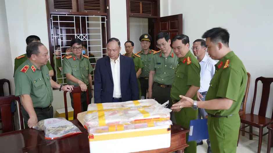 Bắt 3 đối tượng trong đường dây ma túy lớn ở Gia Lai, thu giữ gần 3 kg ma túy các loại Bắt 3 đối tượng trong đường dây ma túy lớn ở Gia Lai, thu giữ gần 3 kg ma túy các loại