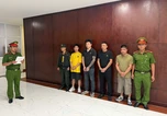 Bắt 4 người nước ngoài vận chuyển gần 18.000 bao thuốc lá lậu