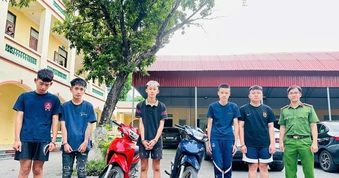 Bắt 5 đối tượng dùng kiếm, tuýp sắt chống đối Công an