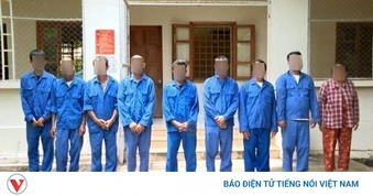 Bắt 8 đối tượng mua bán tàng trữ thuốc nổ tại TP.HCM