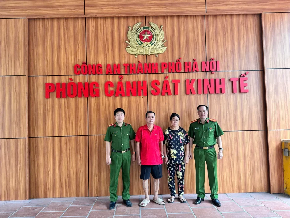 Bắt cặp vợ chồng truy nã sau 19 năm lẩn trốn tại Campuchia Bắt cặp vợ chồng truy nã sau 19 năm lẩn trốn tại Campuchia