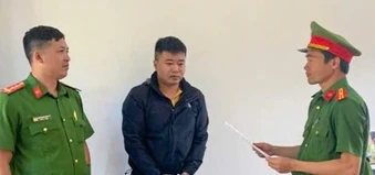 Bắt 'cò đất' lừa gần 500 triệu đồng của khách