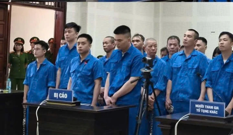 Bắt đầu xét xử bị cáo Bùi Đình Khánh và đồng bọn khiến Thiếu tá Công an hy sinh Bắt đầu xét xử bị cáo Bùi Đình Khánh và đồng bọn khiến Thiếu tá Công an hy sinh