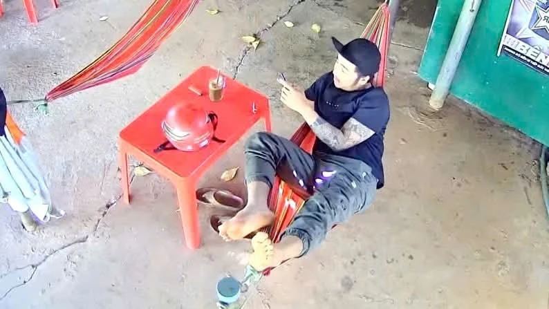 Bắt đối tượng dùng vật giống súng đe dọa bắn người tại Đồng Nai Bắt đối tượng dùng vật giống súng đe dọa bắn người tại Đồng Nai