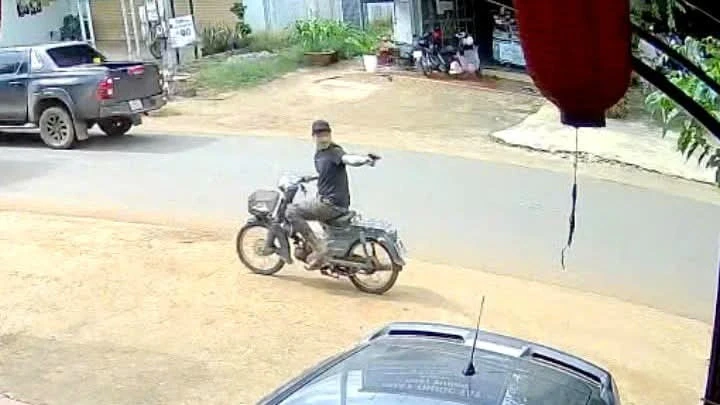 Bắt đối tượng dùng vật giống súng đe dọa bắn người tại Đồng Nai Bắt đối tượng dùng vật giống súng đe dọa bắn người tại Đồng Nai
