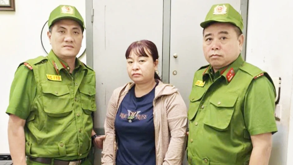Bắt đối tượng trộm cắp tại chợ đầu mối phía Nam Hà Nội