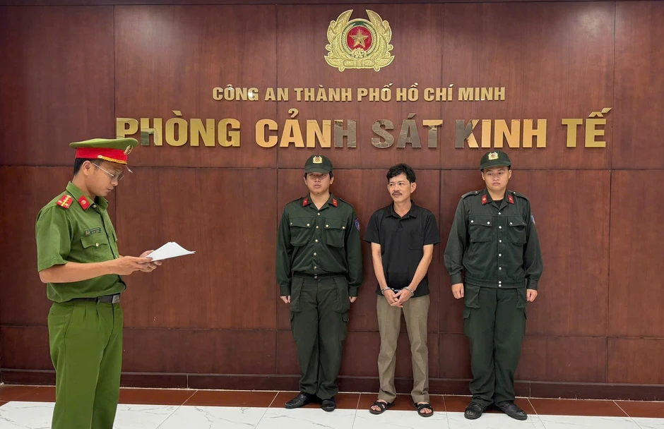 Bắt giám đốc công ty làm giấy tờ giả, chiếm đoạt hơn 22 tỷ đồng Bắt giám đốc công ty làm giấy tờ giả, chiếm đoạt hơn 22 tỷ đồng