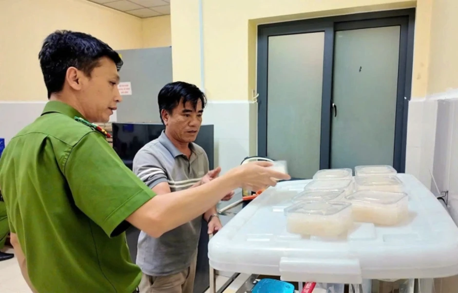 Bắt giám đốc công ty sản xuất 11.000 hũ yến kém chất lượng Bắt giám đốc công ty sản xuất 11.000 hũ yến kém chất lượng
